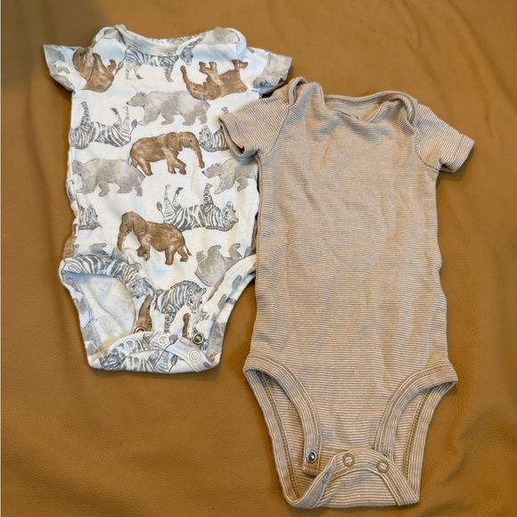 Carter's Safari Animal and Beige Striped Bodysuit Set - Picture 1 of 3